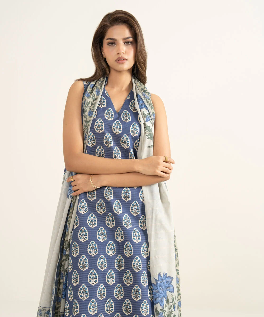3 Piece - Printed Zari Lawn Suit