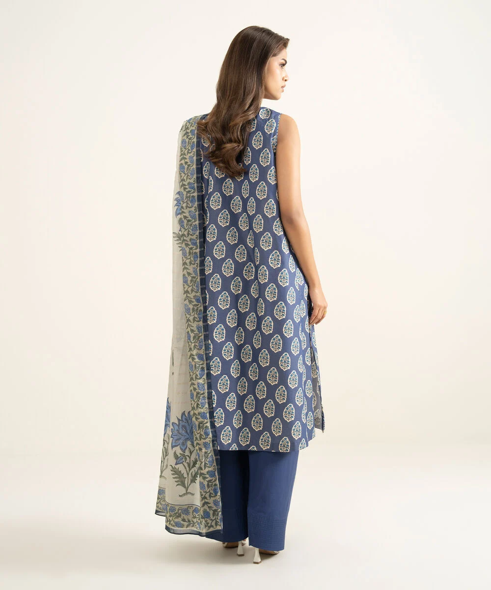 3 Piece - Printed Zari Lawn Suit