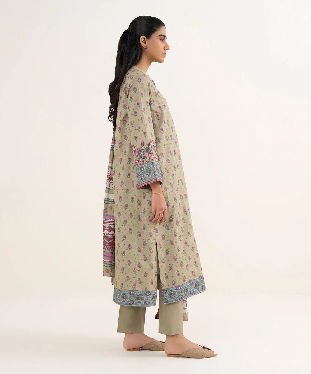 3 Piece - Embroidered Lawn Suit