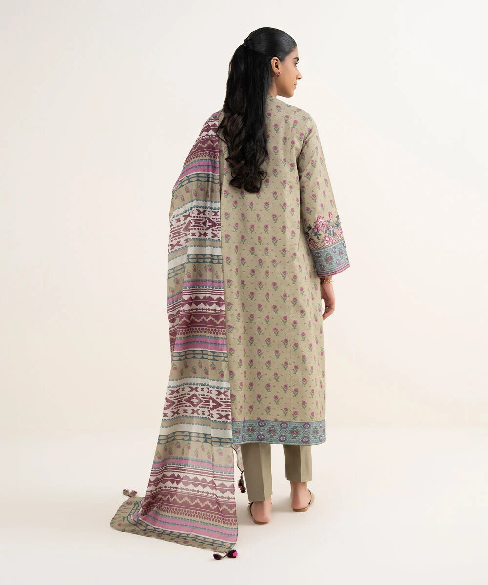 3 Piece - Embroidered Lawn Suit