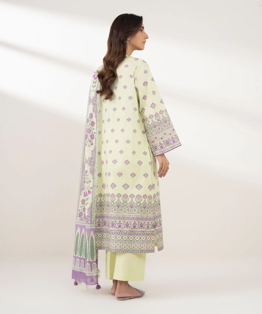 3 Piece - Embroidered Lawn Suit