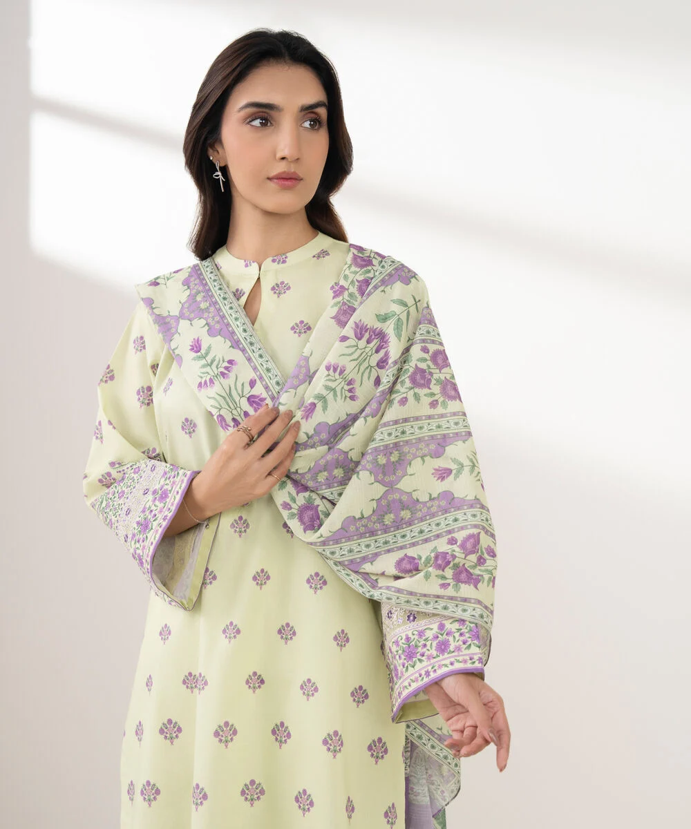 3 Piece - Embroidered Lawn Suit